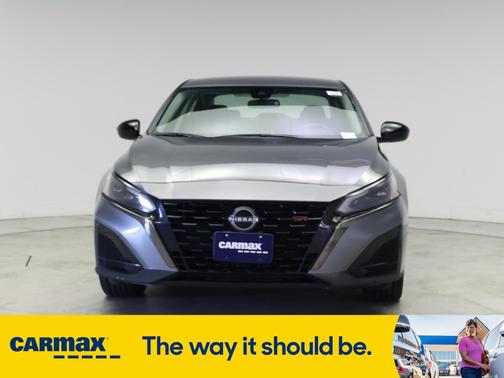 2023 Nissan Altima SR