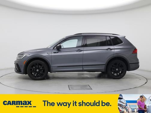2022 Volkswagen Tiguan SE R-Line Black