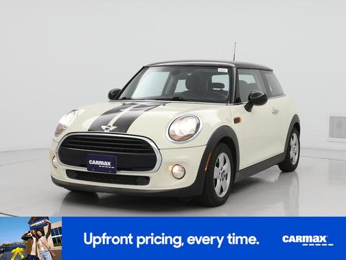 2017 MINI Hardtop Cooper
