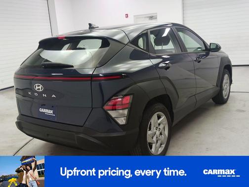 2024 Hyundai KONA SE