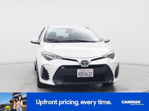 White 2018 Toyota Corolla SE