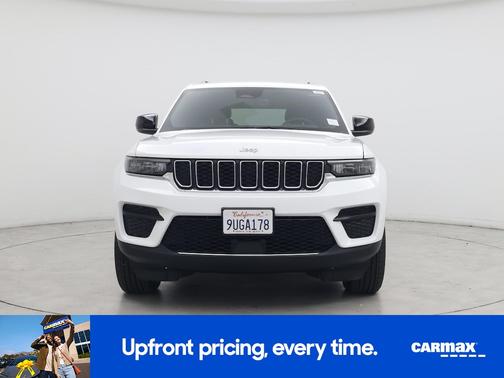 White 2025 Jeep Grand Cherokee Laredo X