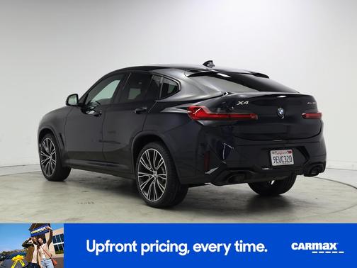 Black 2023 BMW X4 XDrive30i
