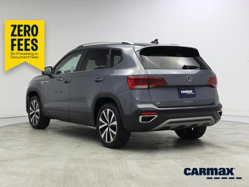 Gray 2024 Volkswagen Taos SE