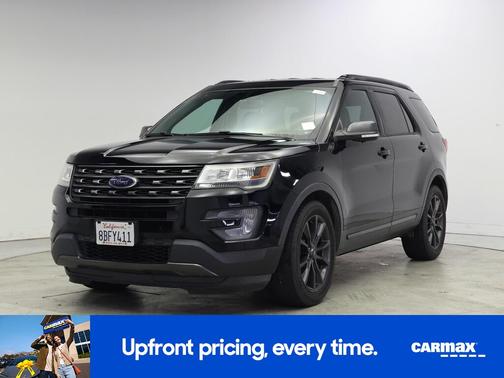 Black 2017 Ford Explorer XLT