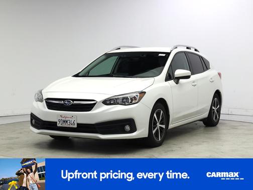 White 2023 Subaru Impreza Premium