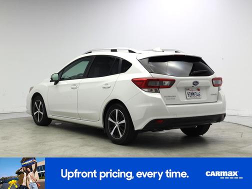 White 2023 Subaru Impreza Premium