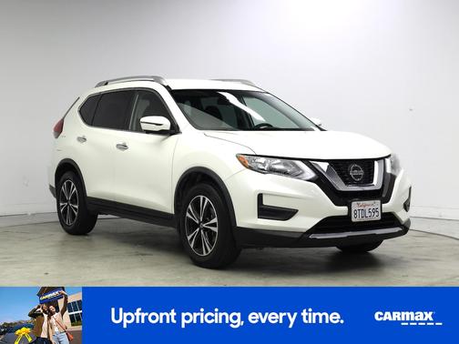 White 2020 Nissan Rogue SV