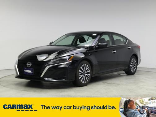 2023 Nissan Altima SV