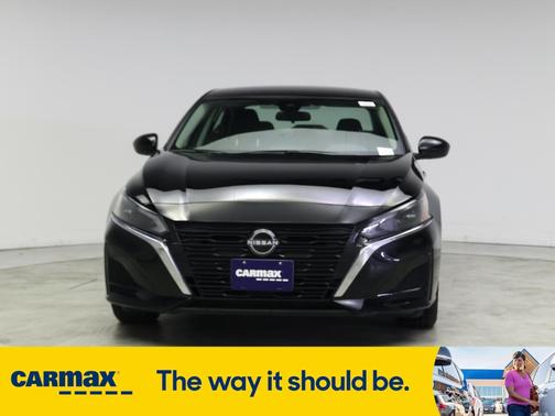 2023 Nissan Altima SV