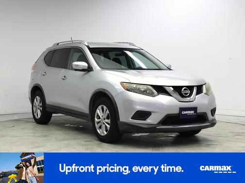 Silver 2015 Nissan Rogue SV