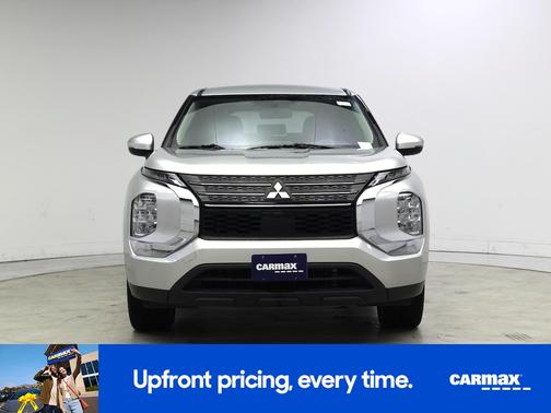 2022 Mitsubishi Outlander ES