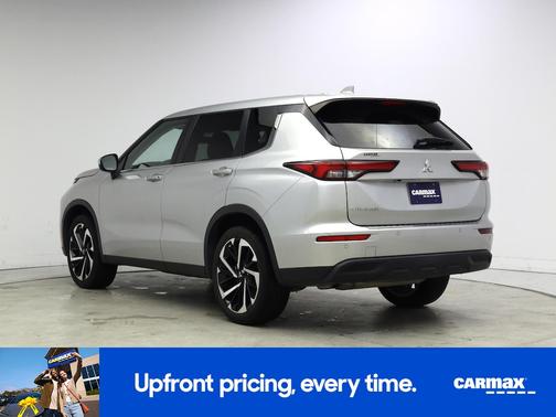 2022 Mitsubishi Outlander ES
