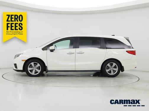White 2019 Honda Odyssey EX