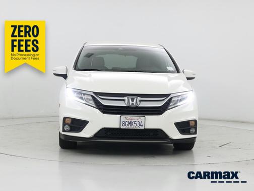 White 2019 Honda Odyssey EX