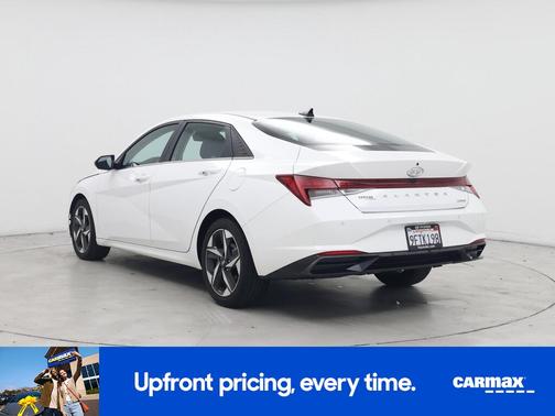 White 2023 Hyundai ELANTRA Limited