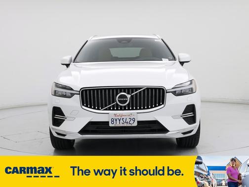 2022 Volvo XC60 Recharge Plug-In Hybrid T8 Inscription