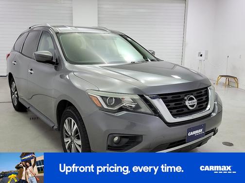 2018 Nissan Pathfinder SV