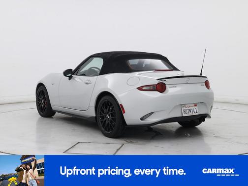 White 2016 Mazda MX-5 Miata Club