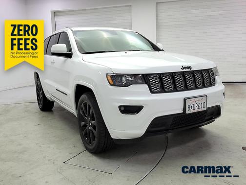White 2021 Jeep Grand Cherokee Laredo X