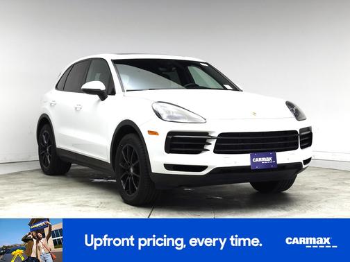 White 2023 Porsche Cayenne