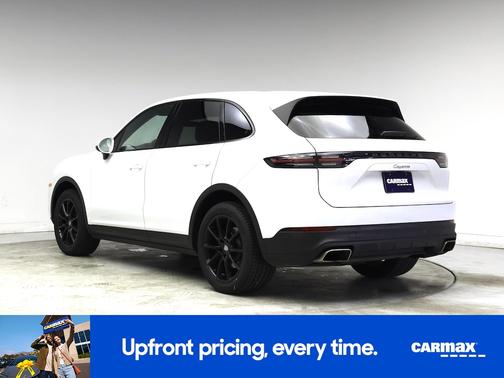 White 2023 Porsche Cayenne