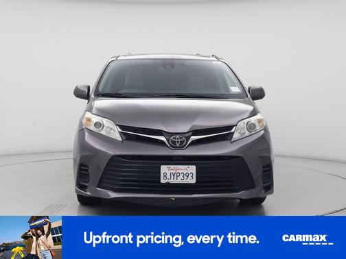 2018 Toyota Sienna LE
