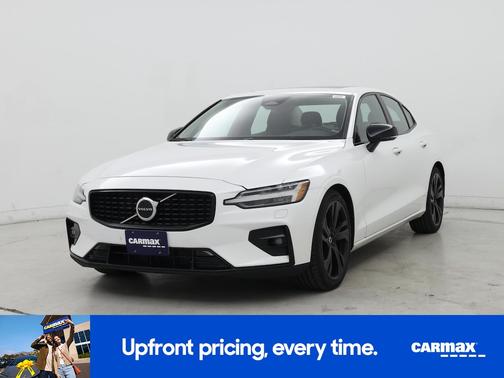 White 2024 Volvo S60 B5 Core Dark Theme