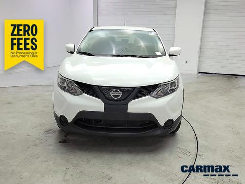 White 2018 Nissan Rogue Sport S