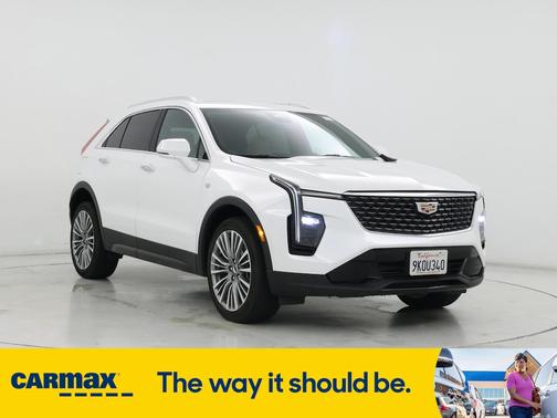 2024 Cadillac XT4 Premium Luxury