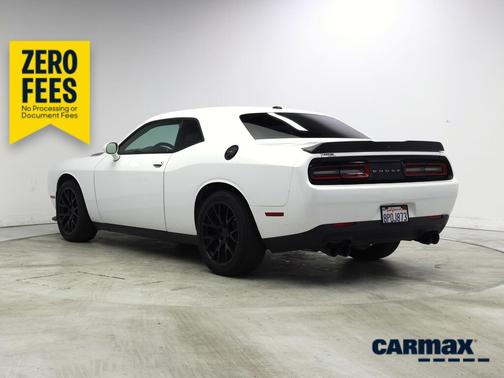 White 2020 Dodge Challenger SXT
