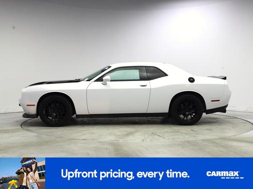 White 2020 Dodge Challenger SXT