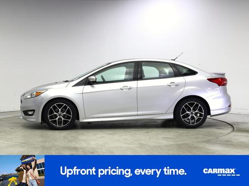 Silver 2015 Ford Focus SE