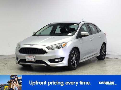 Silver 2015 Ford Focus SE