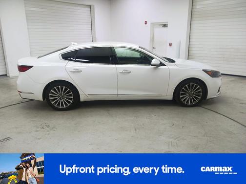 2017 Kia Cadenza Premium