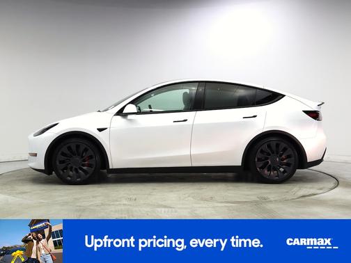 White 2024 Tesla Model Y Performance