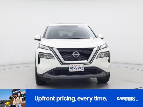 White 2023 Nissan Rogue SV