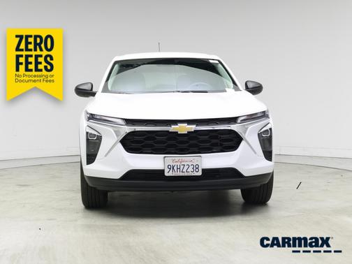 White 2024 Chevrolet Trax LS