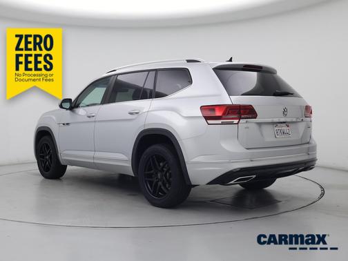 Silver 2018 Volkswagen Atlas SE