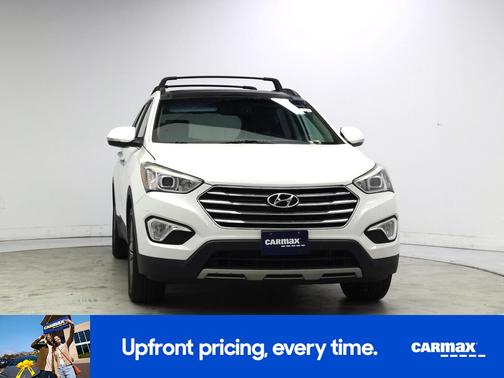 White 2016 Hyundai SANTA FE SE