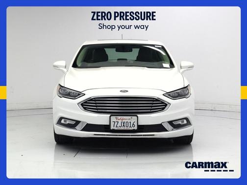 White 2017 Ford Fusion SE