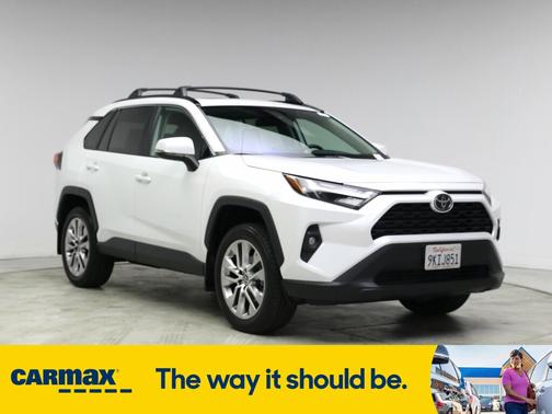 2024 Toyota RAV4 XLE Premium