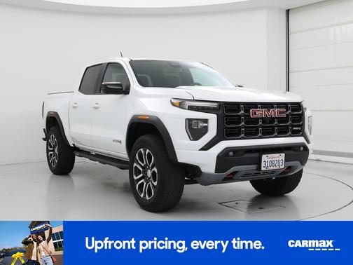 White 2023 GMC Canyon AT4