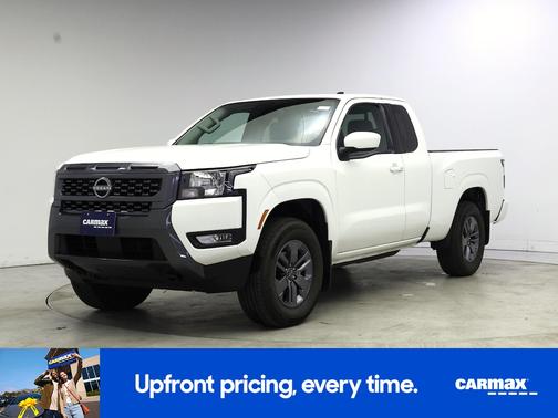 White 2025 Nissan Frontier SV