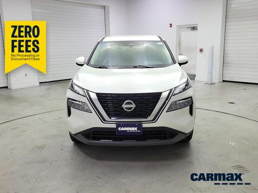 White 2023 Nissan Rogue SV