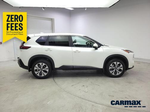 White 2023 Nissan Rogue SV