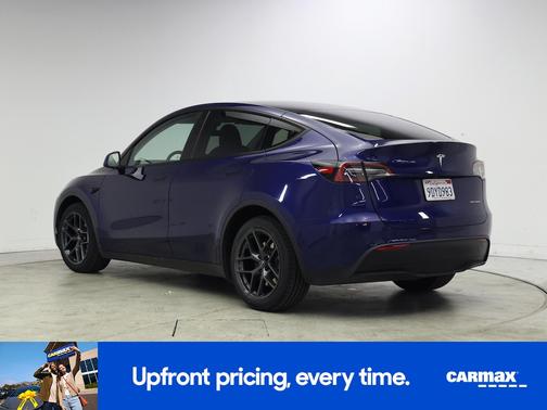 Blue 2022 Tesla Model Y Long Range
