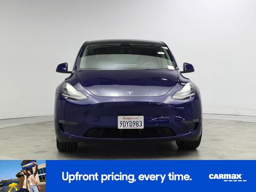 Blue 2022 Tesla Model Y Long Range