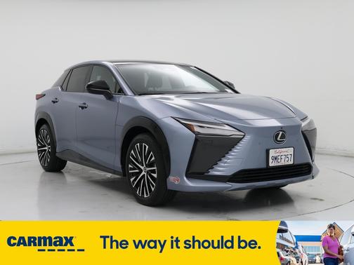 2023 Lexus RZ 450e Luxury
