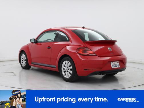 Red 2018 Volkswagen Beetle S